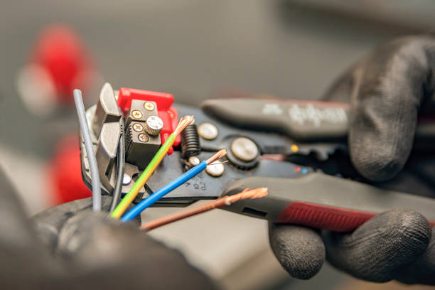 Best Emergency Electrical Repair  in Weweantic, MA